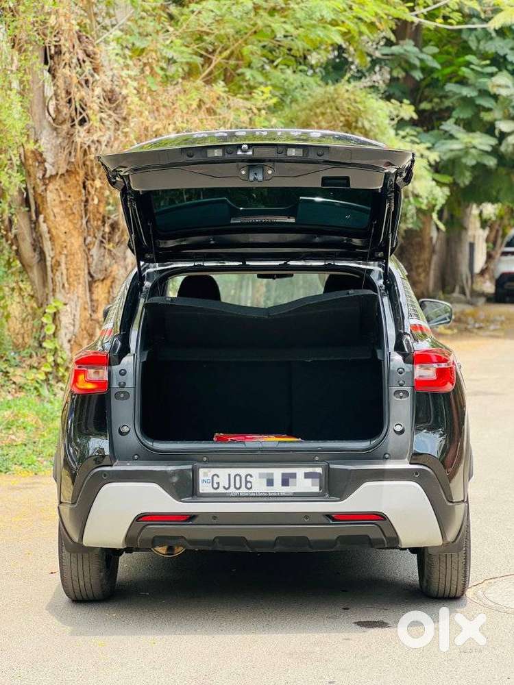 Nissan Magnite, 2023, Petrol