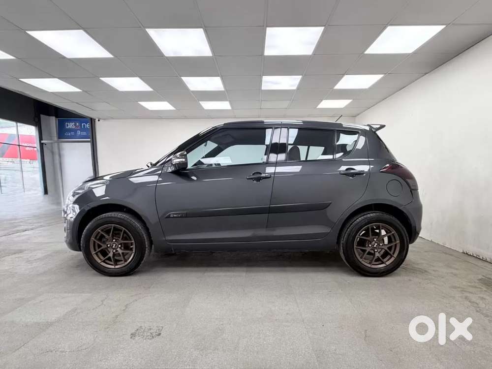 Maruti Suzuki Swift Vxi 1.2 Abs Bs-iv, 2017, Petrol