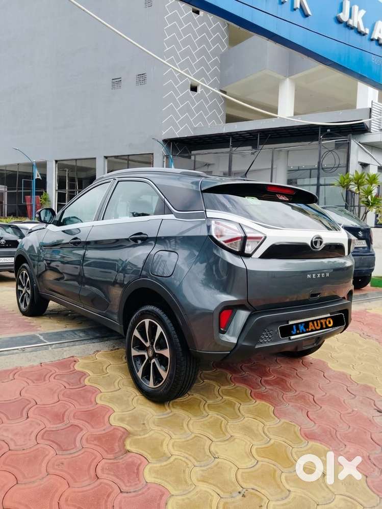 Tata Nexon 1.5 Revotorq Xm (s), 2021, Petrol