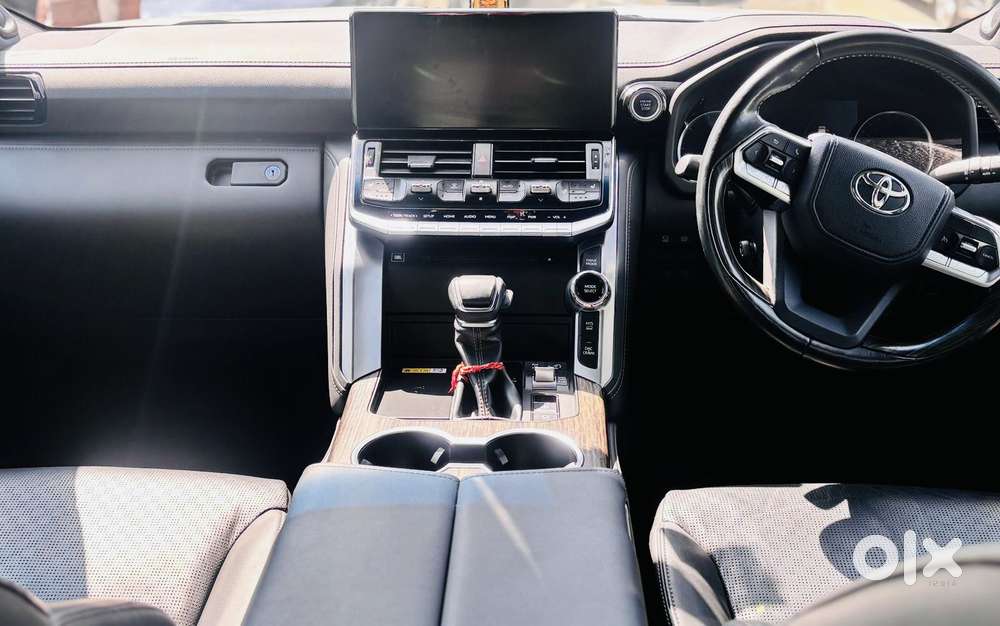 Toyota Land Cruiser 3.3 Zx Diesel, 2023, Diesel