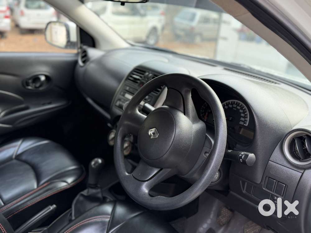 Renault Scala Rxe Petrol, 2014, Petrol