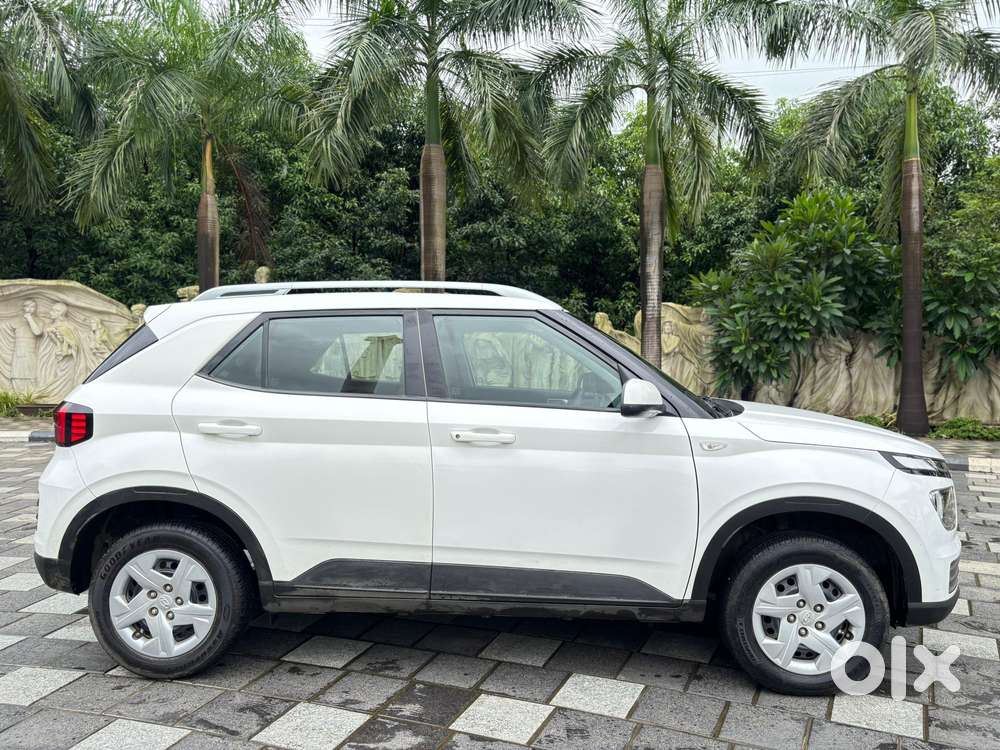 Hyundai Venue S Mt 1.2 Kappa, 2022, Petrol