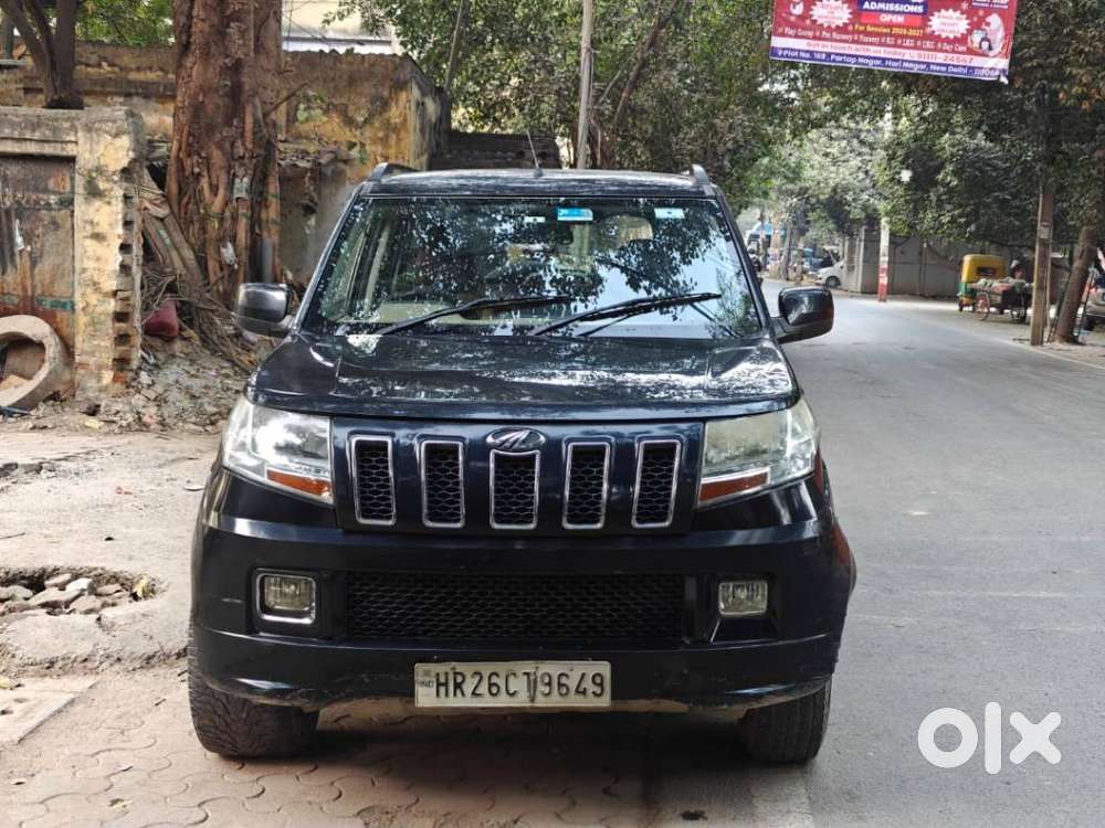 Mahindra Tuv 300 T8 Amt, 2015, Diesel