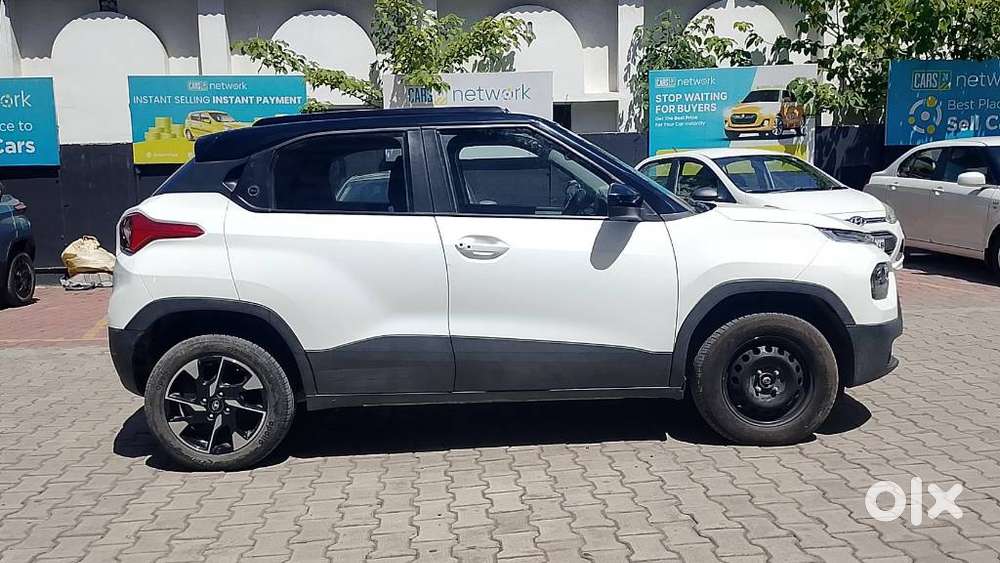 Tata Punch 1.2 Revotron Creative Amt Dual Tone, 2023, Petrol