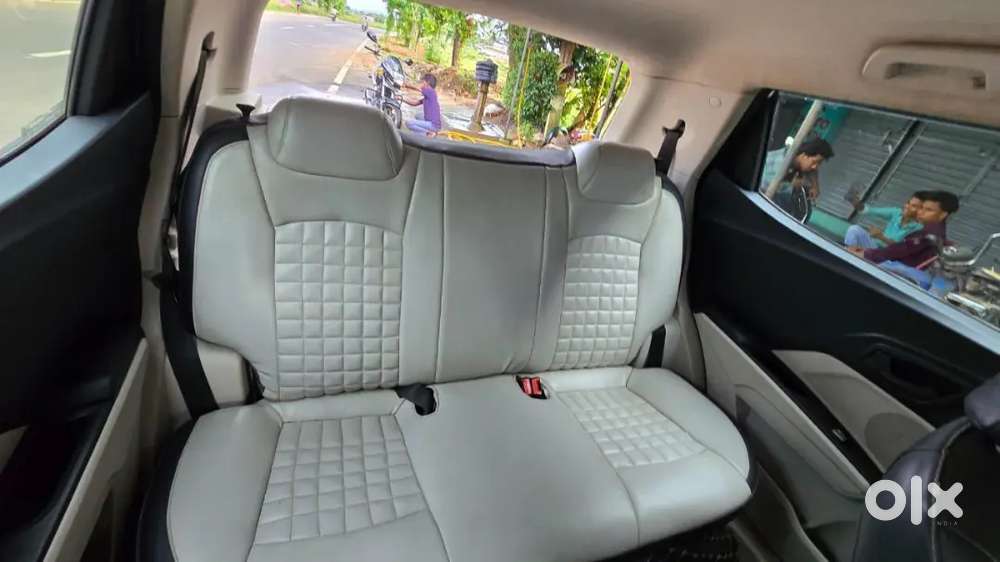 Mahindra Xuv300 Only 17k Km Driven