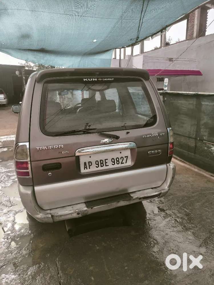 Chevrolet Tavera Neo 2006 Diesel 200000 Km Driven