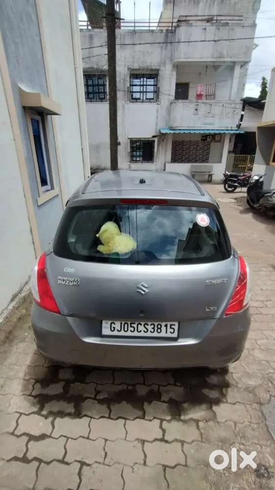 Swift Maruti Lxi 2012