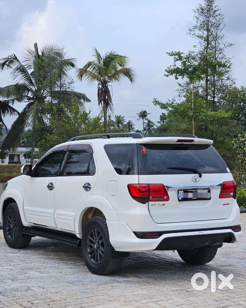 Toyota Fortuner 3.0 4x2 Automatic, 2016, Diesel