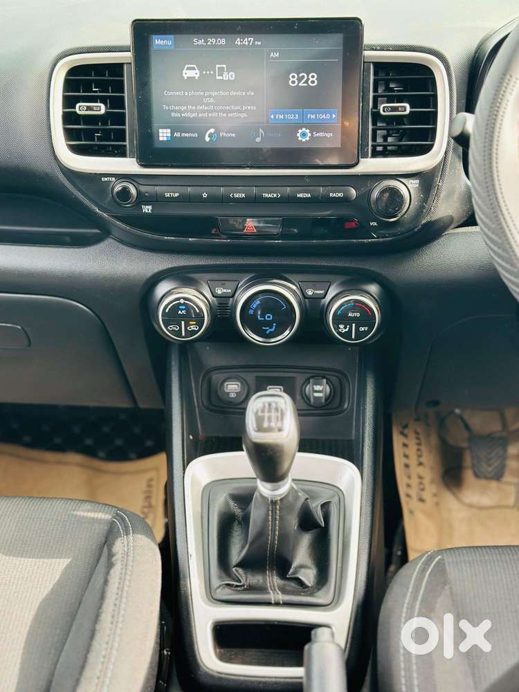 Hyundai Venue Sx Mt, 2021, Diesel