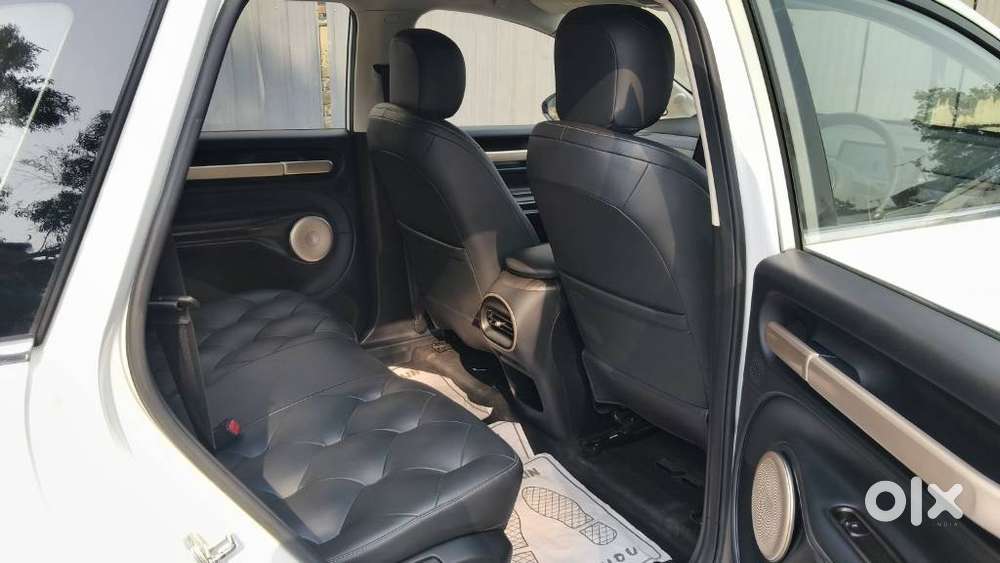 Mg Windsor Ev Essence, 2024, Electric