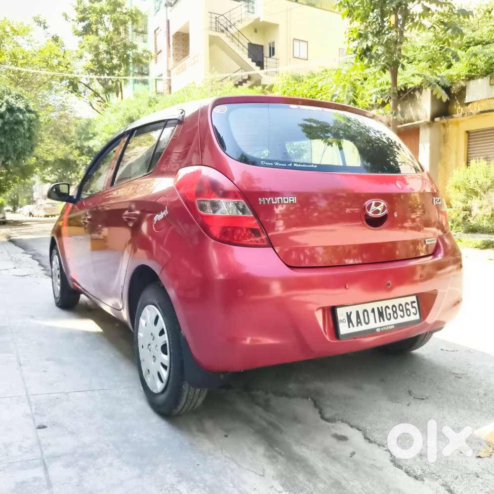 Hyundai I20 Magna 1.2 Mt, 2011, Petrol