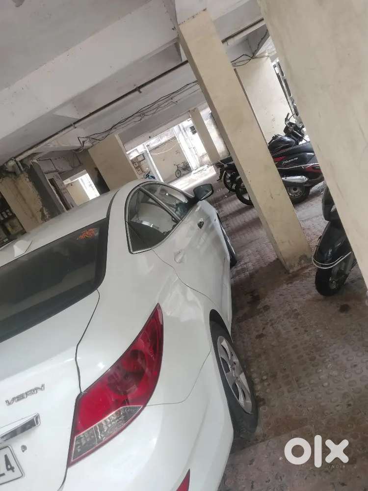 Hyundai Verna 1.6 Sx 2012
