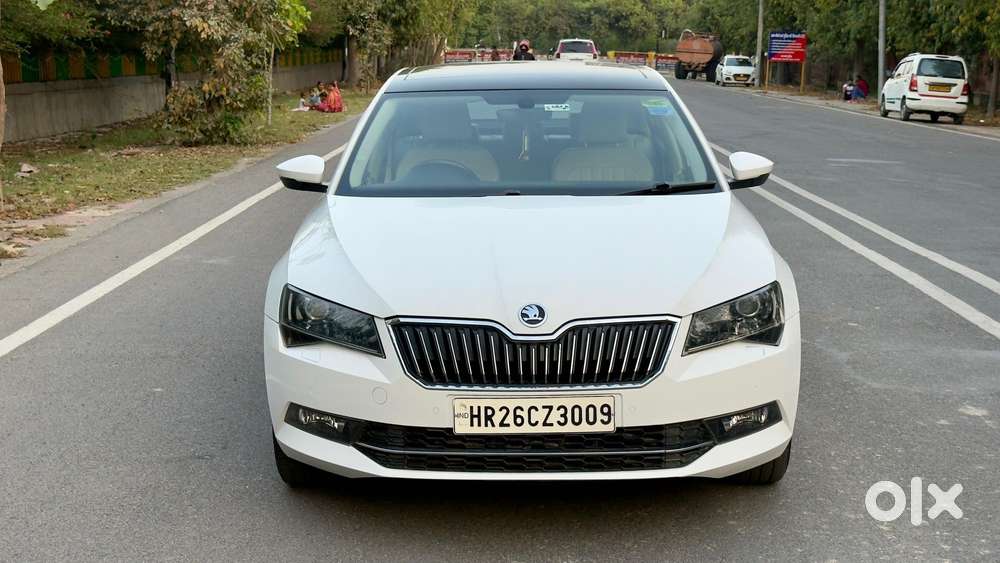 Skoda Superb Style 1.8 Tsi At, 2016, Petrol