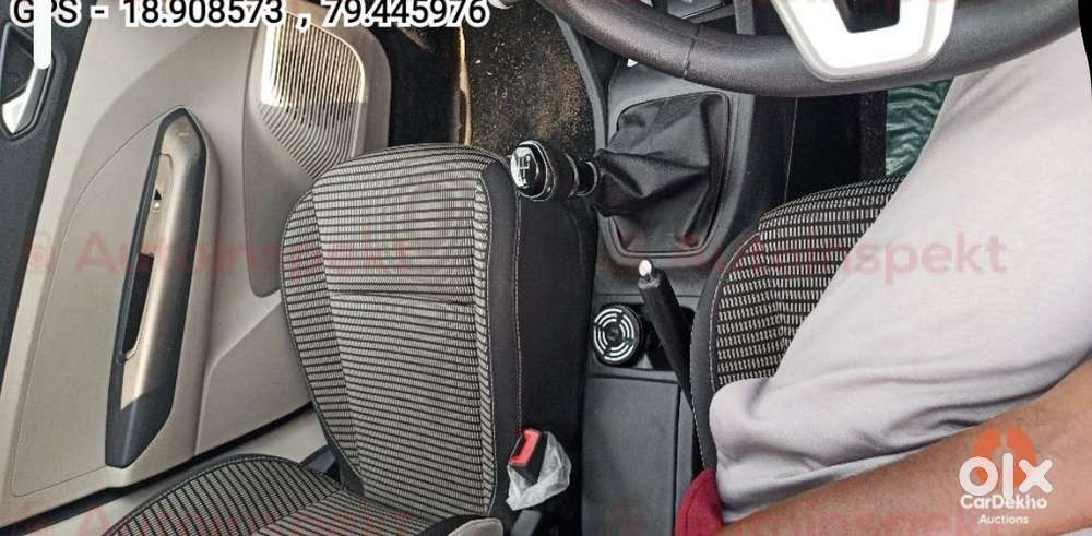 Renault Triber 1.0 Rxz Dual Tone, 2023, Petrol