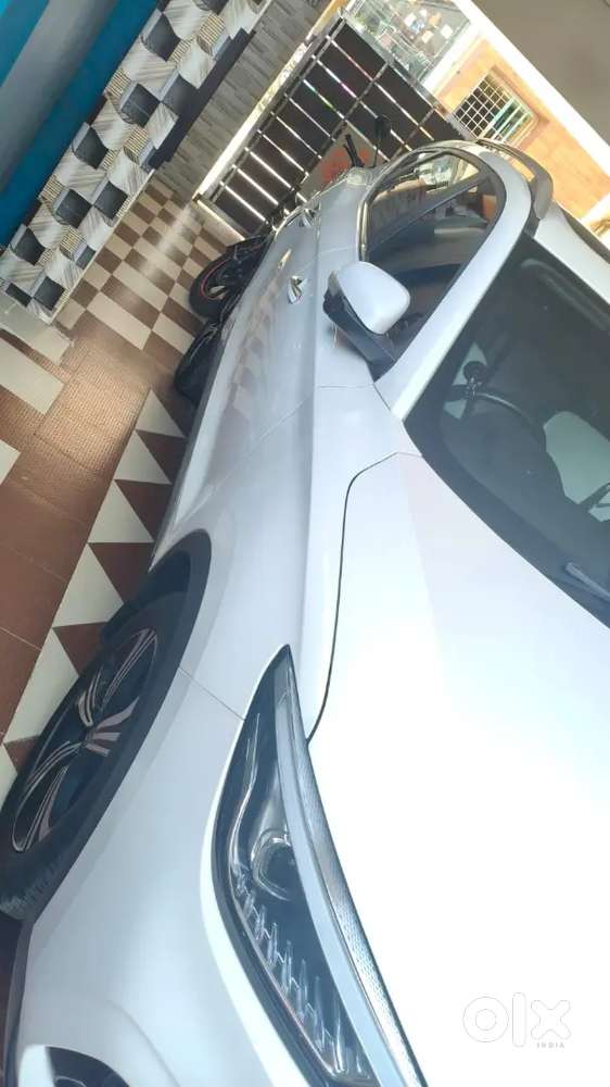 Mg Astor 2023 Sharp Varian