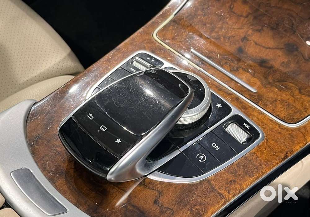 Mercedes-benz C-class 2015 Petrol Well Maintained