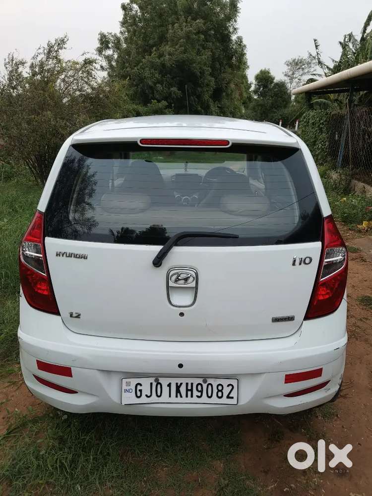 Hyundai I10 Sportz 2011
