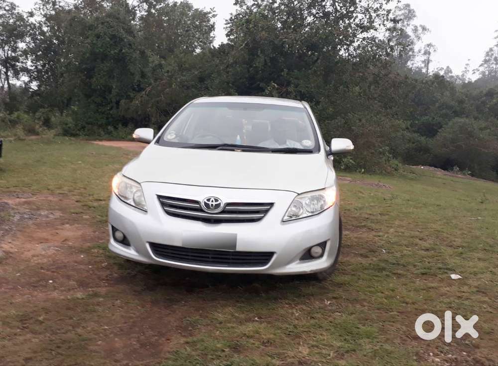 Orginal Kerala Toyota Corolla Altis Well Maintained