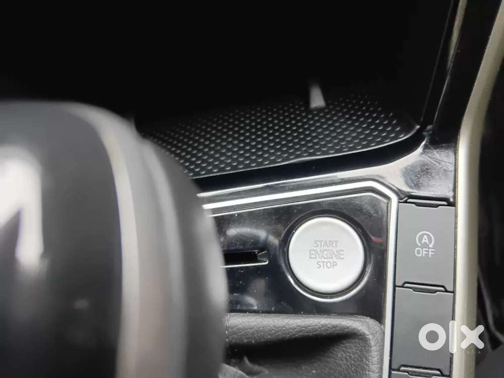 Volkswagen Virtus Topline 1.0 Tsi At (electric Seats), 2024, Petrol