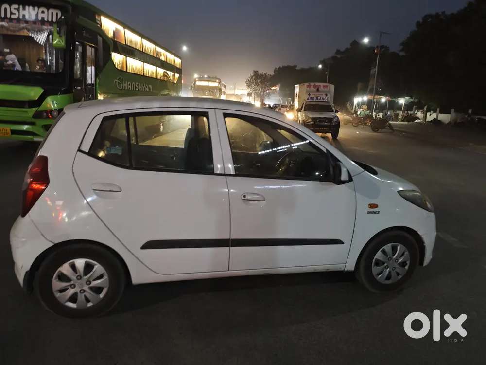 Hyundai I10 2011 Cng & Hybrids 93700 Km Driven