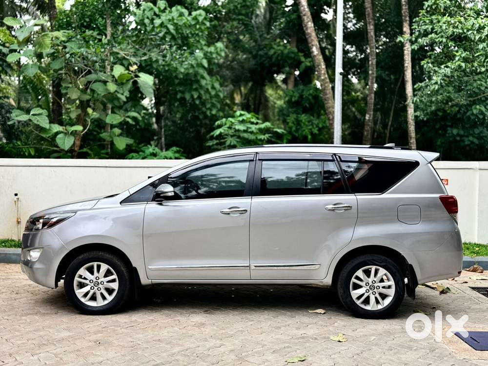 Toyota Innova Crysta 2.8 Gx At 7 Str, 2017, Diesel