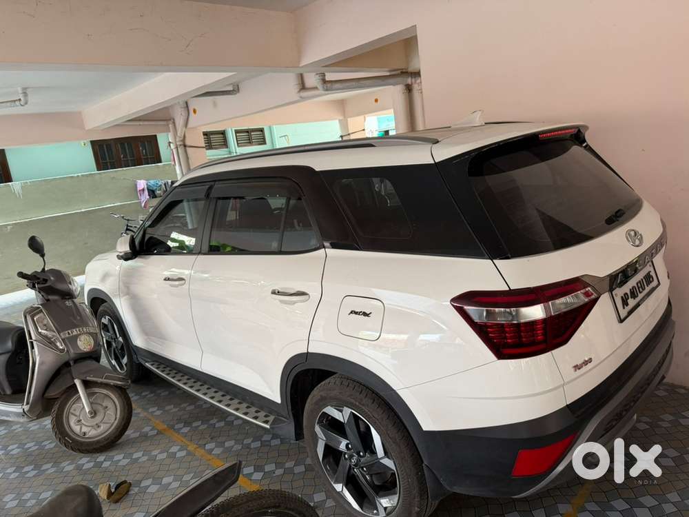 Hyundai Alcazar Petrol 2025