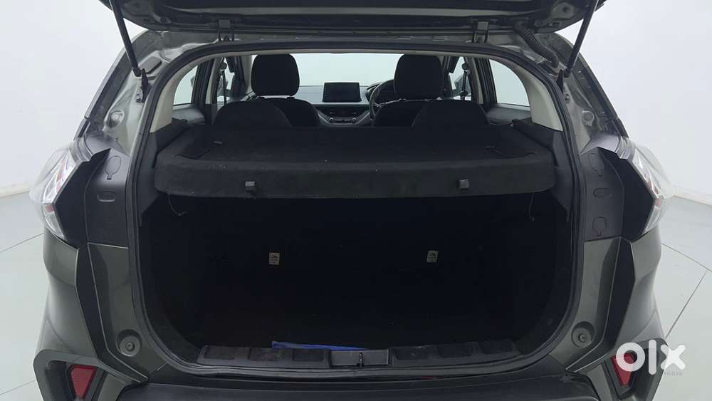 Tata Nexon 1.2 Revotron Xma Amt (s), 2022, Petrol