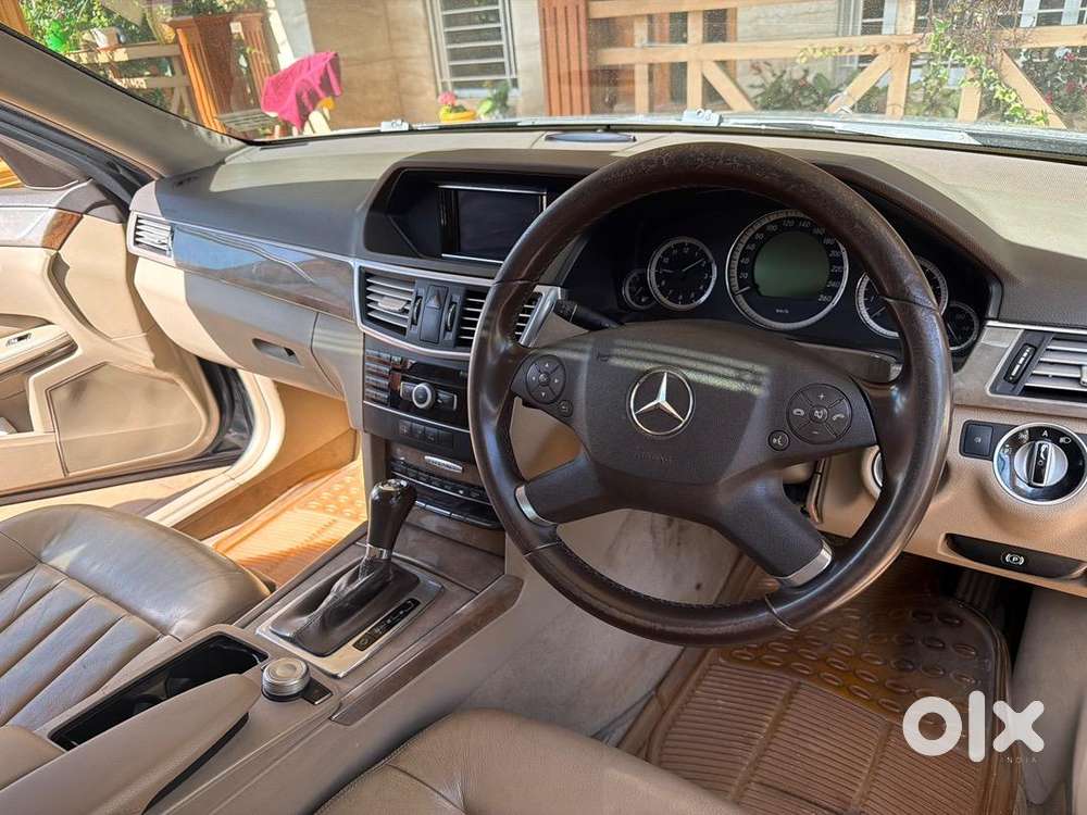 Mercedes-benz Car 2011