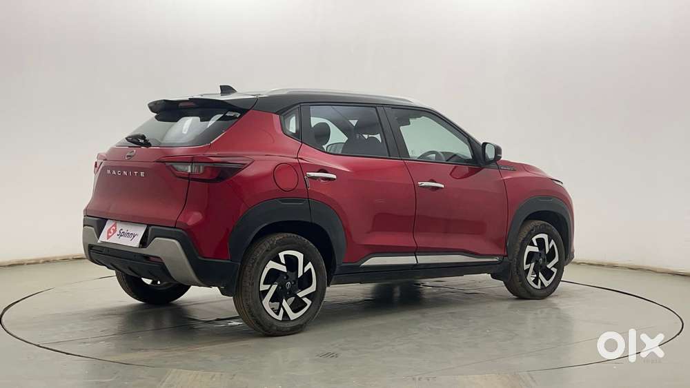 Nissan Magnite 1.0 Xv Dual Tone, 2023, Petrol