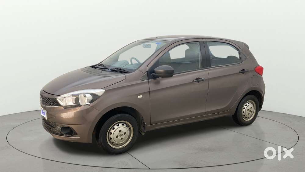 Tata Tiago 1.2 Revotron Xm, 2016, Petrol