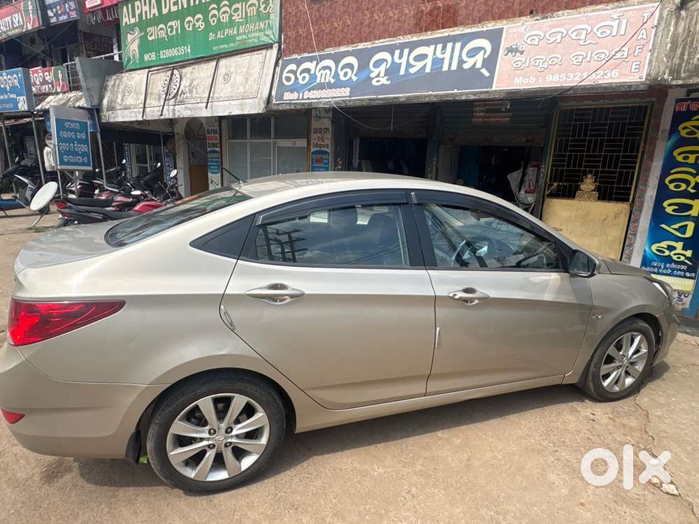 Hyundai Verna Petrol Manual 2012