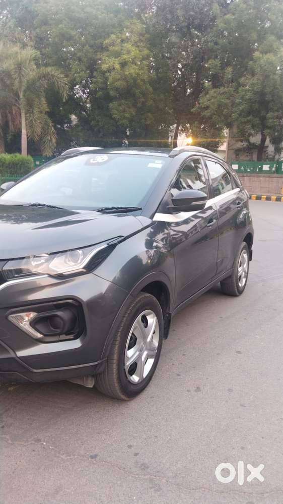 Tata Nexon 1.5 Revotorq Xm (s), 2021, Diesel