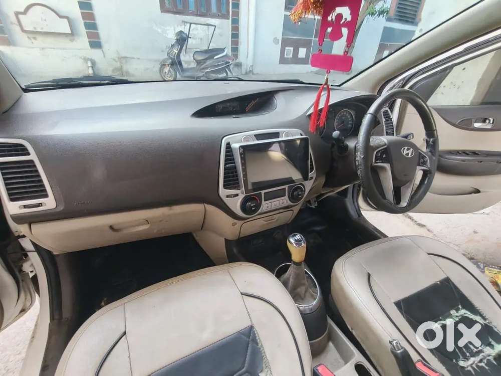 Hyundai New I20 Sportz 2012