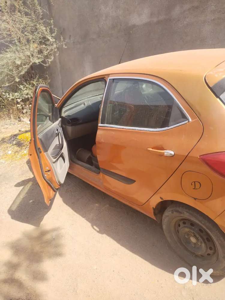 Tata Tiago 2016