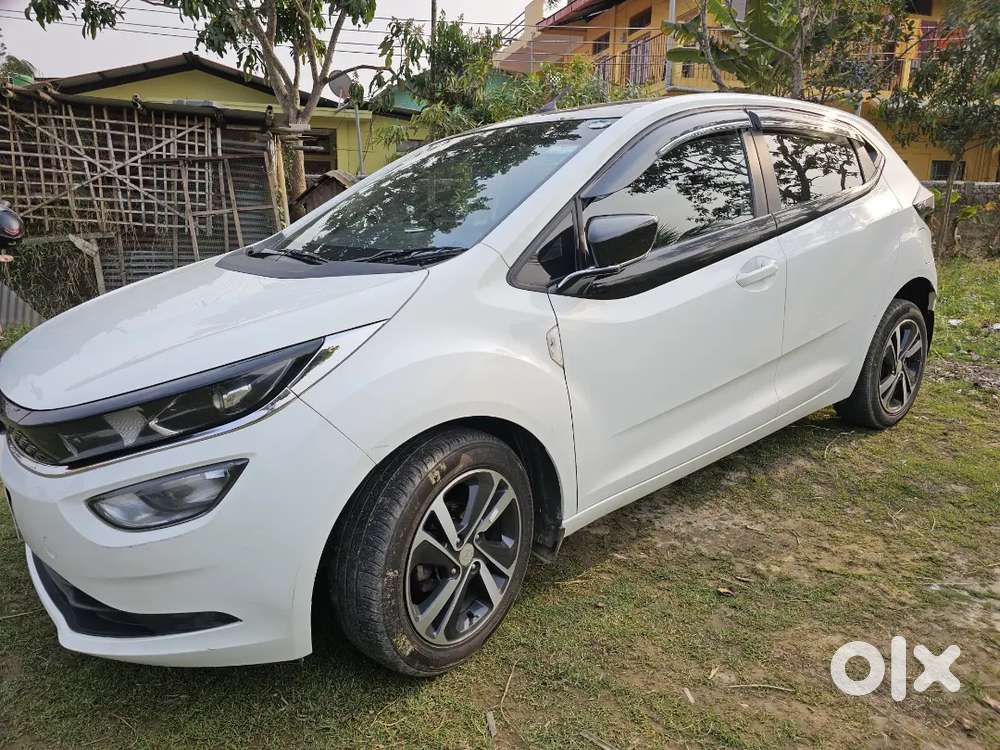 Tata Altroz Xz Turbo Petrol 21000 Km Driven