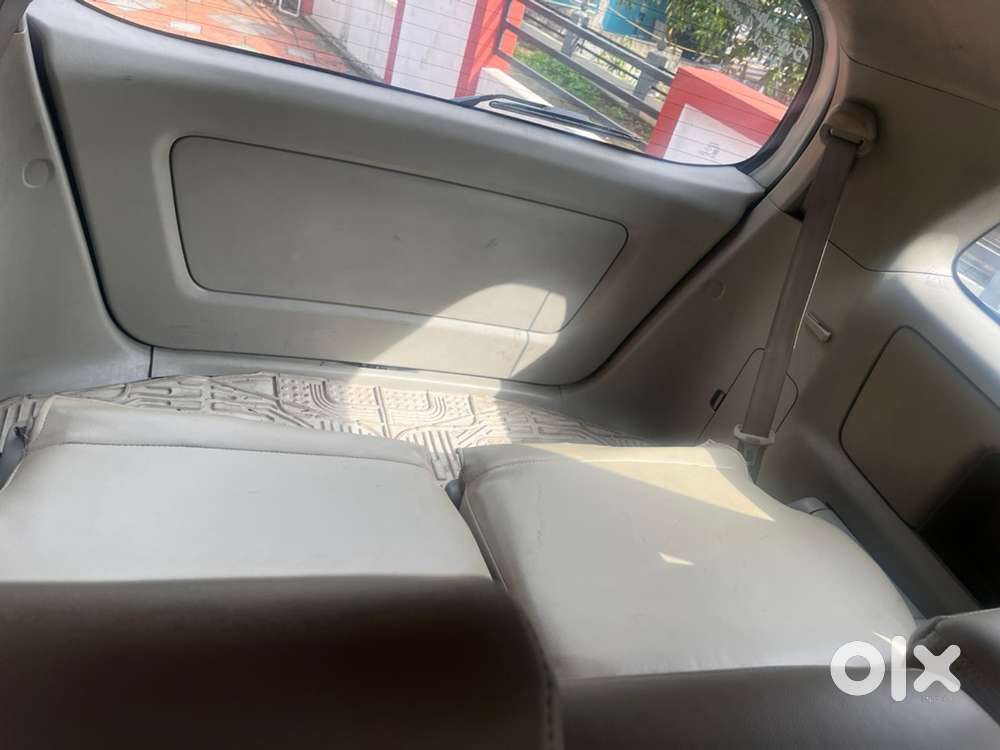 Toyota Innova Diesel 2011