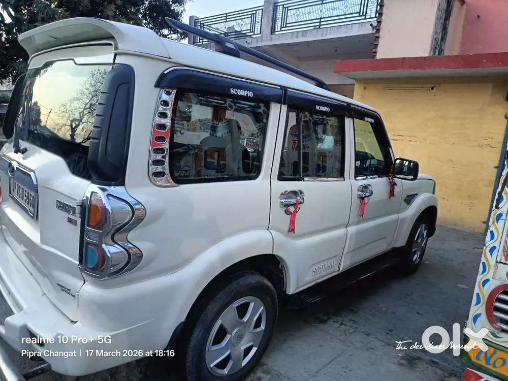 Mahindra Scorpio S6 2016 Diesel Auto 3rd Owner