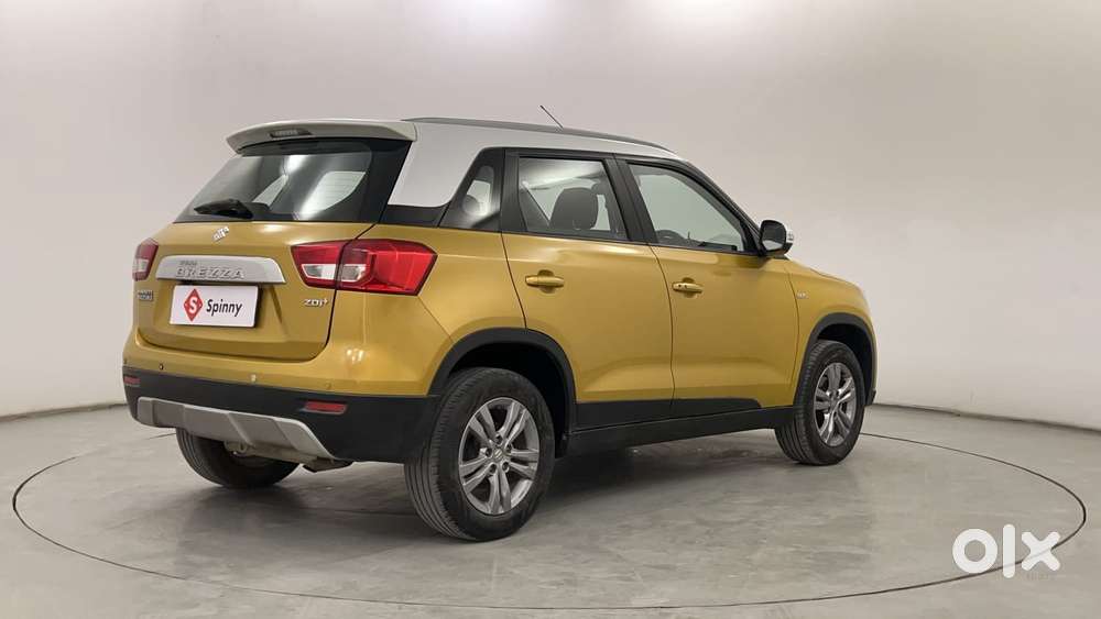 Maruti Suzuki Vitara Brezza Zdi Plus Dual Tone, 2016, Diesel