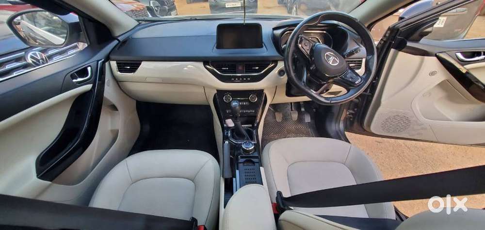Tata Nexon Xz Plus Luxs, 2023, Petrol