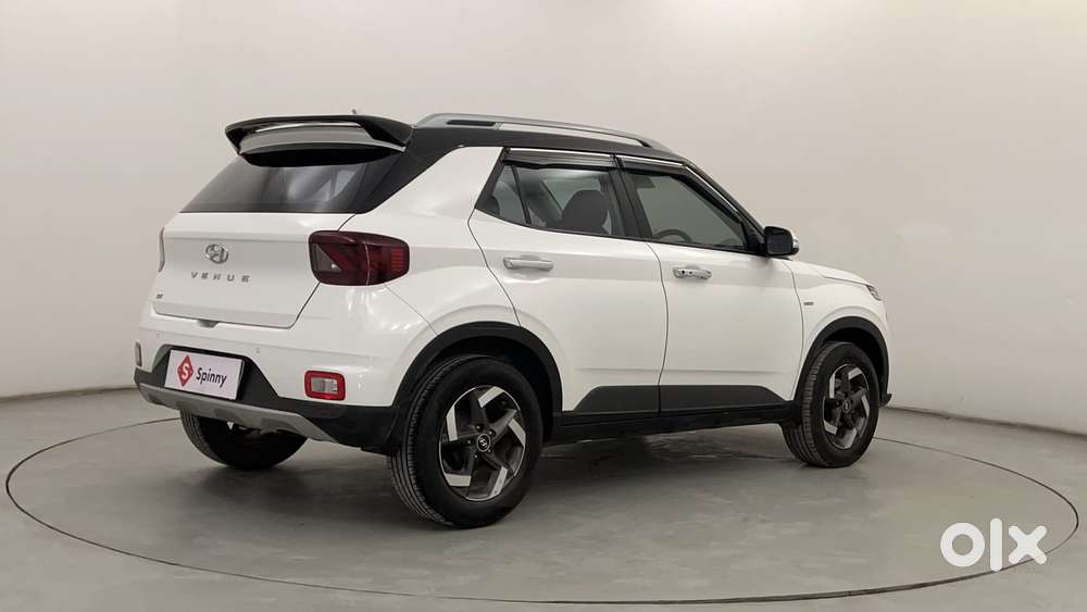Hyundai Venue 1.0 Sx (o) Turbo Dct, 2022, Petrol