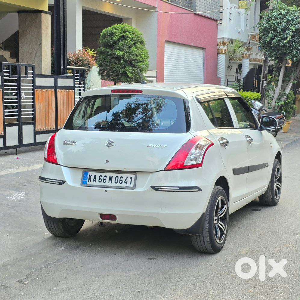 Maruti Suzuki Swift Lxi, 2017, Petrol