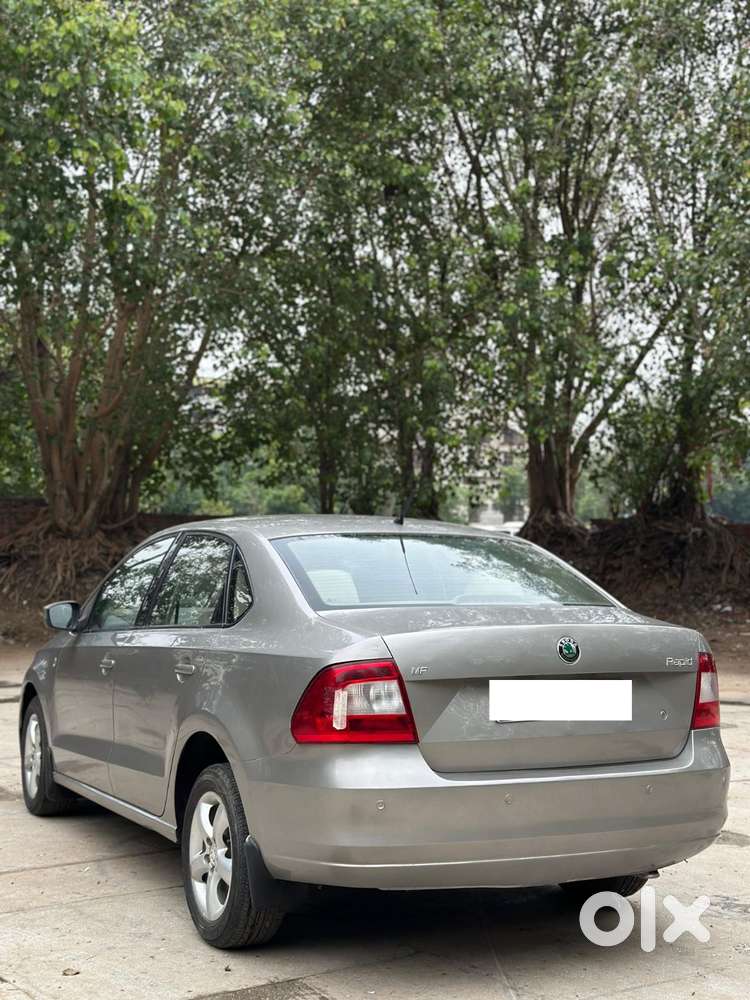 Skoda Rapid Elegance Mpi, 2014, Petrol