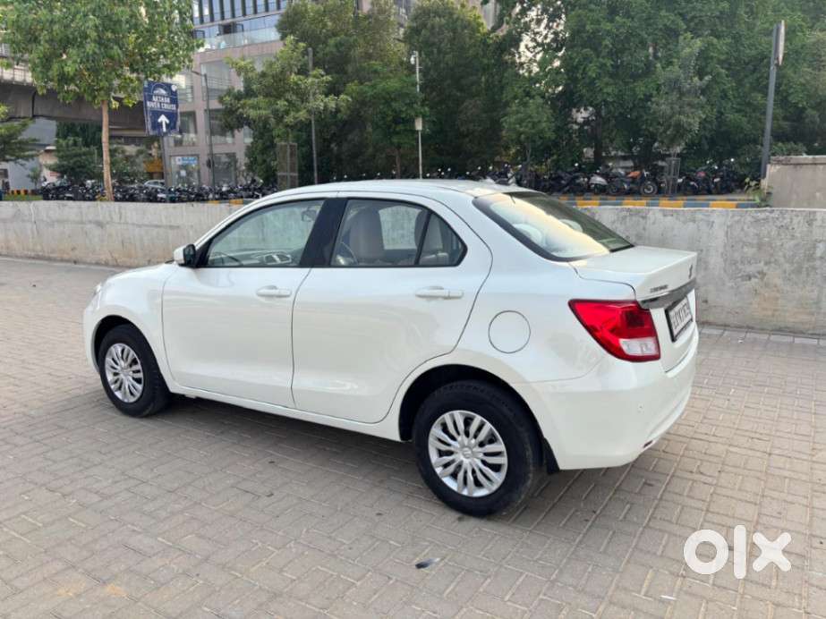 Maruti Suzuki Dzire 1.2 Vxi Amt, 2020, Petrol