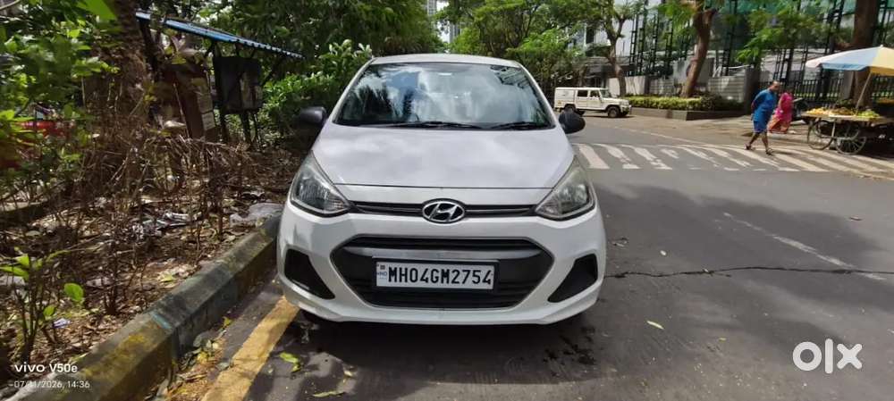 Hyundai Xcent Petrol Car 2014