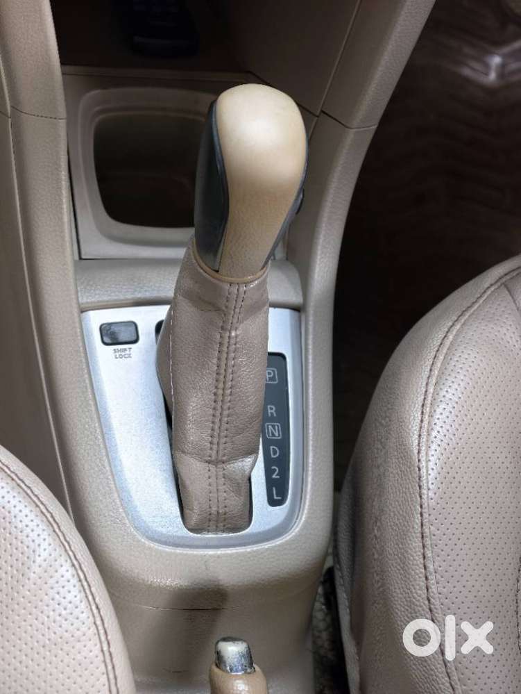 Maruti Suzuki Swift Dzire 1.2 Vxi Bsiv, 2013, Petrol