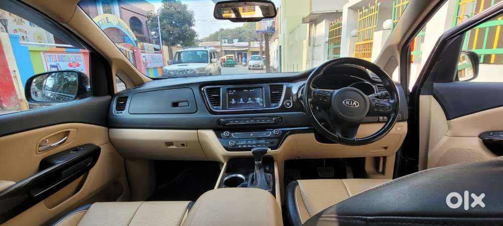 Kia Carnival Limousine Plus 7 Str, 2021, Diesel