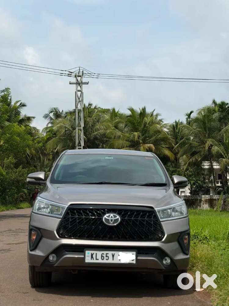Toyota Innova Crysta 2.8 2016 Diesel