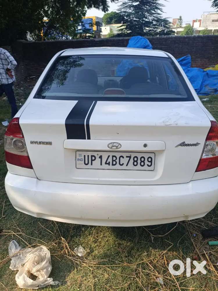 Hyundai Accent 2010 +2031 Tak Vailid Hai  Cng On Pepar Hai