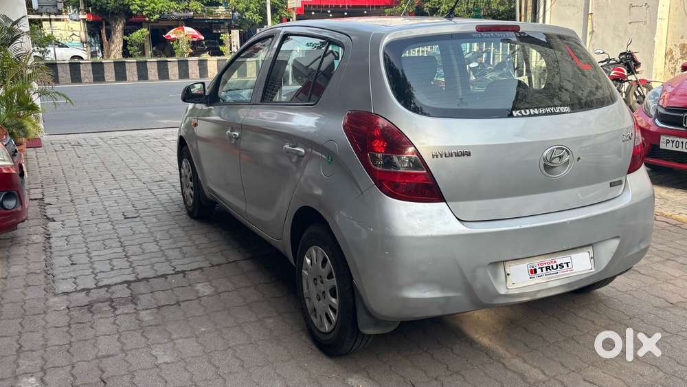 Hyundai I20 Magna 1.2 Mt, 2010, Petrol