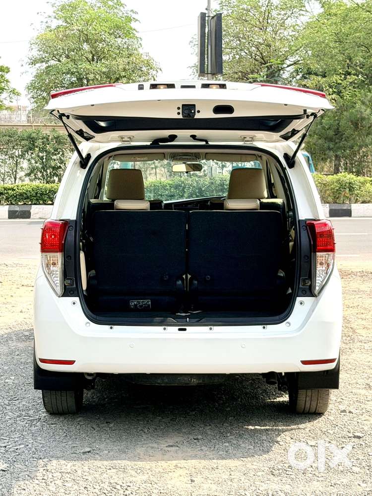 Toyota Innova Crysta 2.8 Zx At 7 Seater, 2019, Diesel